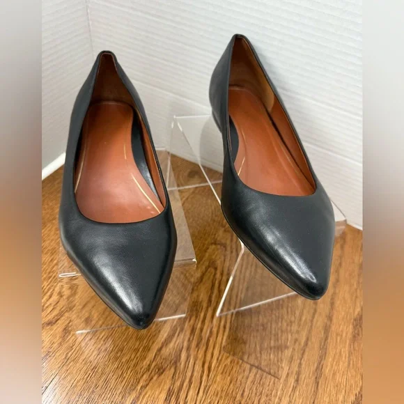 Vionic Black Leather Flats - Picture 2 of 13